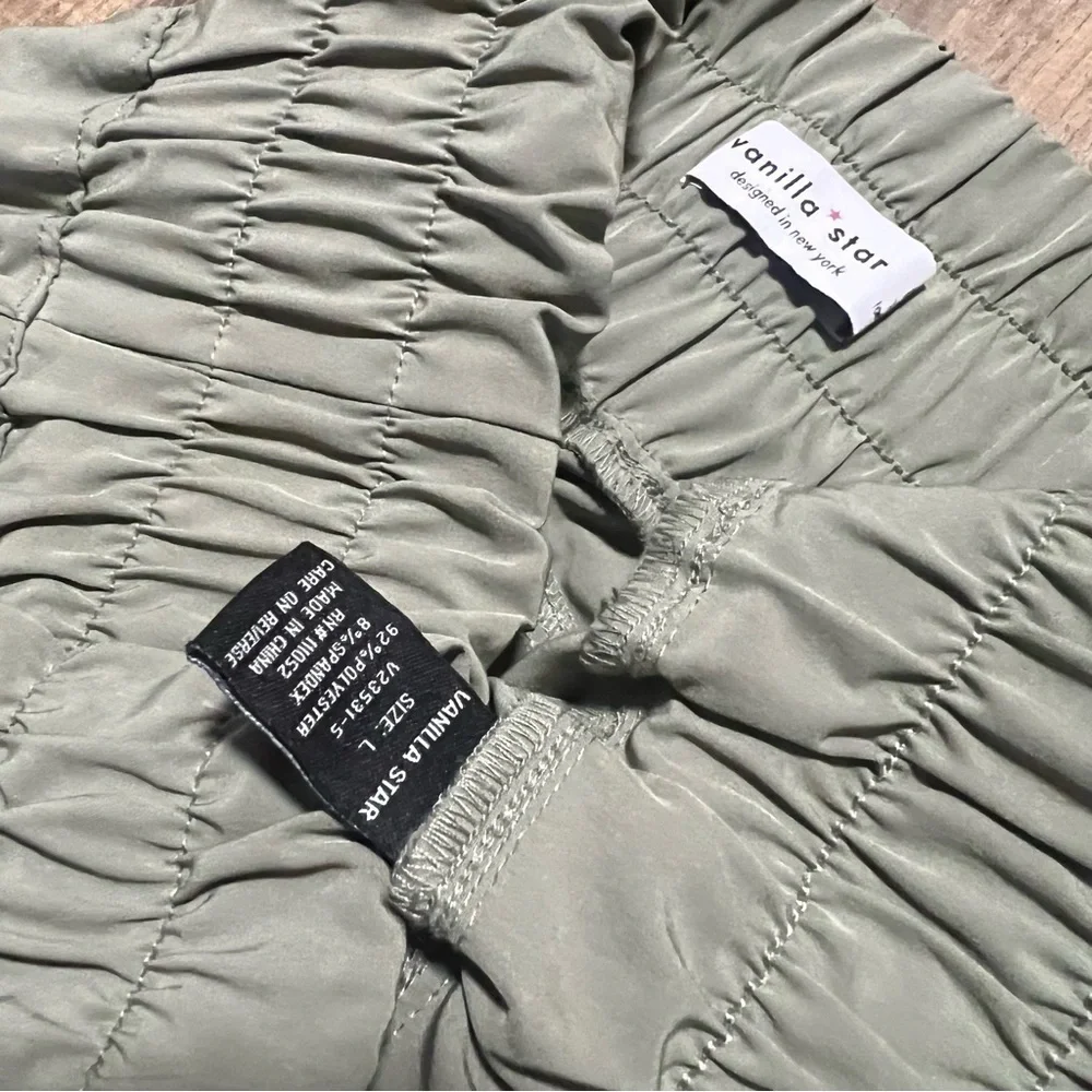 Vanilla Star Sage Green High Waisted Paperbag Waist Pants Size Large